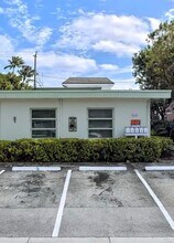 4644 Bougainvilla Dr in Lauderdale-by-the-Sea, FL - Building Photo - Building Photo
