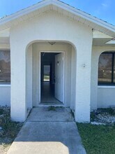 7510 Love Rd, Unit 7510 in Ft. Myers, FL - Foto de edificio - Building Photo