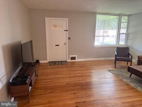 5032 Sargent Rd NE in Washington, DC - Building Photo - Building Photo