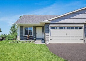 3270 White Oak Ln in Eau Claire, WI - Building Photo