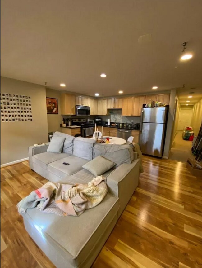 16 Saint Germain St, Unit 3 in Boston, MA - Building Photo - Building Photo