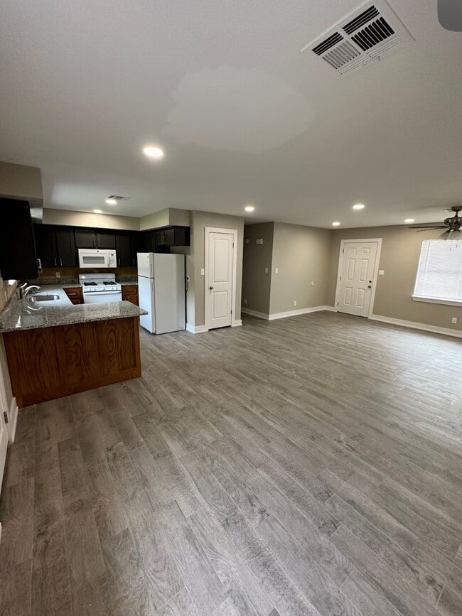 3700 Governor Harris Dr in Ada, OK - Building Photo - Building Photo