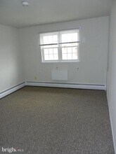 335 E Lancaster Ave in Downingtown, PA - Building Photo - Building Photo