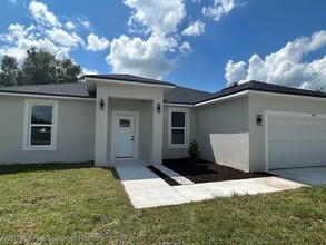 111 Friendly Cir in Sebring, FL - Building Photo - Building Photo