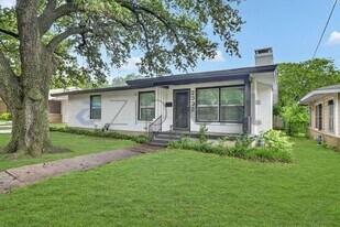 2332 Grandview Dr in Fort Worth, TX - Building Photo