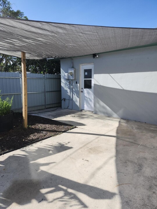 314 N H St in Lake Worth, FL - Building Photo