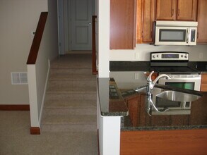 975 Sautter Dr, Unit 975 Sautter Dr in Mansfield, OH - Building Photo - Building Photo