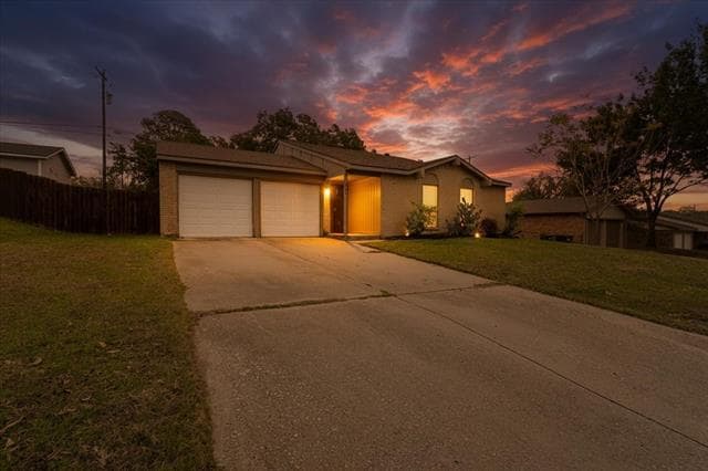 5615 Espanola Dr in Arlington, TX - Building Photo - Building Photo