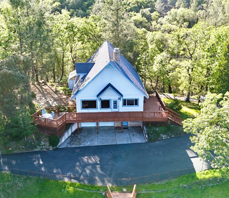 21540 River Pine Ct in Colfax, CA - Building Photo