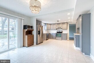 2263 Mistwood Cir in Gambrills, MD - Building Photo - Building Photo