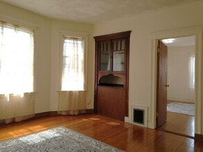 3985 Washington St, Unit 1 in Boston, MA - Building Photo - Building Photo