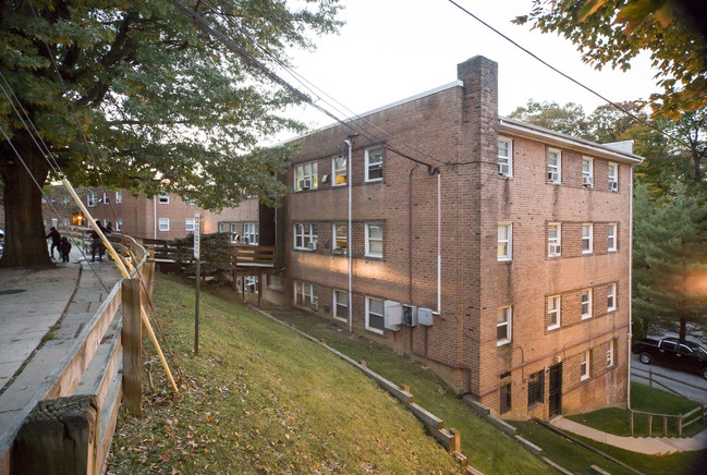 Quebec Terrace Apartments in Silver Spring, MD - Building Photo - Building Photo