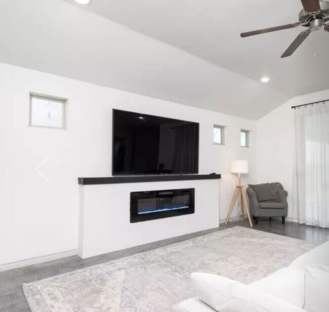 810 Freedom Cir in Nolanville, TX - Building Photo - Building Photo