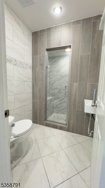 property at 21 W 21st St