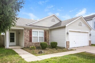 1083 Williamsburg Way in Indianapolis, IN - Building Photo - Building Photo