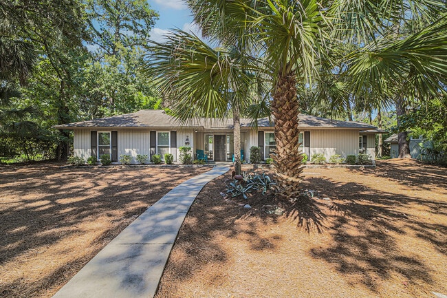 property at 16 Pelican St