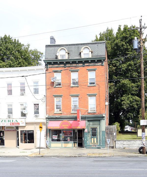 472 Broadway in Newburgh, NY - Building Photo