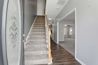 302 Prescott Ct in Newnan, GA - Building Photo - Building Photo