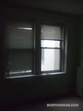 55 Park Dr in Boston, MA - Foto de edificio - Building Photo