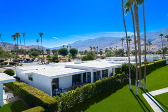 962 E Murray Canyon Dr in Palm Springs, CA - Building Photo - Building Photo