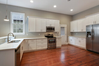 3128 St Ann St, Unit 1 in New Orleans, LA - Foto de edificio - Building Photo
