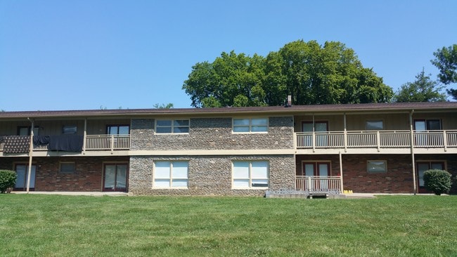 Creek Stone Village in Louisville, KY - Foto de edificio - Building Photo