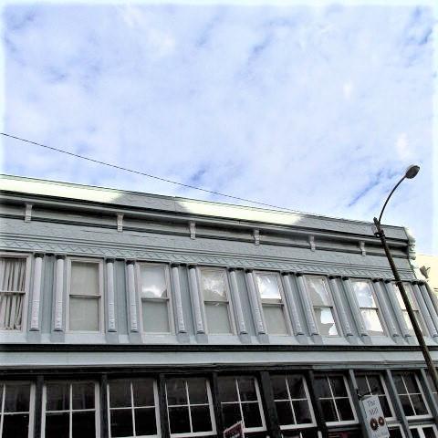 105 N Pearl St in Natchez, MS - Building Photo