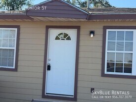 704 E Schunior St in Edinburg, TX - Building Photo