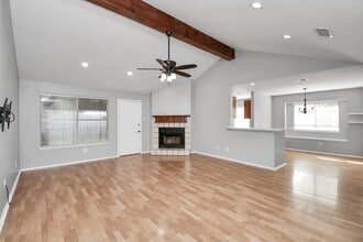 2210 S Ferrisburg Ct in Sugar Land, TX - Building Photo - Building Photo