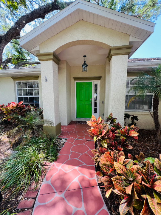 4827 Barcelona Ave in Sarasota, FL - Foto de edificio
