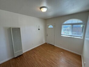 311 5th St-Unit -311 5th Street (Back Unit) in Sparks, NV - Building Photo - Building Photo