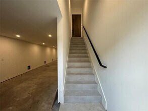 2209 Staples St in Houston, TX - Building Photo - Building Photo