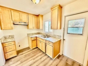 4221 W Belmont Ave in Fresno, CA - Building Photo - Building Photo