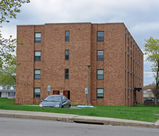 Hazle Twins Apartments in Hazleton, PA - Building Photo - Building Photo