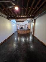 280 Hutchins Ct, Unit 280 in Woodstock, IL - Building Photo