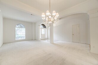 5211 High Glen Ct in Houston, TX - Building Photo - Building Photo