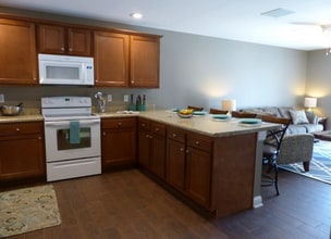 1616 Spring Valley Dr in Huntington, WV - Building Photo - Building Photo