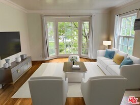 325 N Palm Dr in Beverly Hills, CA - Building Photo