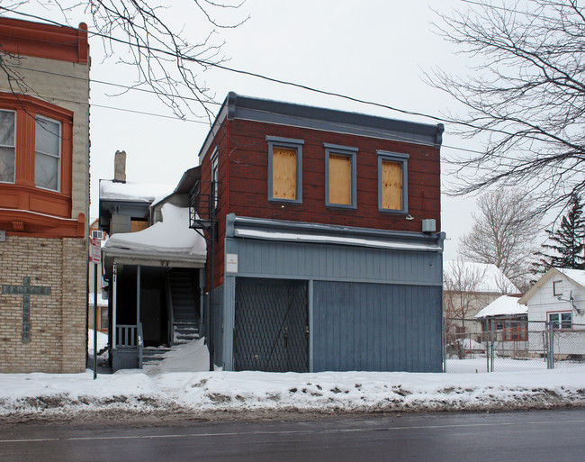 741-743 Hudson St in Rochester, NY - Building Photo - Building Photo