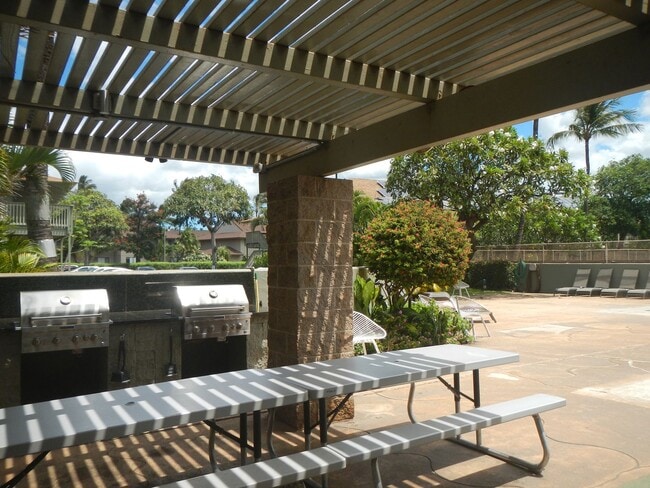 property at 715 S Kihei Rd