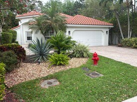 5153 Brookview Dr in Boynton Beach, FL - Building Photo