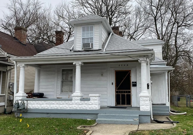 property at 2728 W Madison St