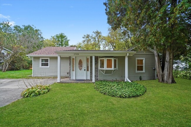 property at 37936 N Wilson Ave