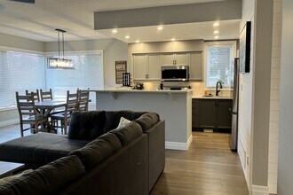 667 Johnston Pk Ave in Collingwood, ON - Building Photo - Building Photo