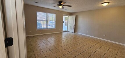 811 17th Ave in Conway, SC - Building Photo - Building Photo