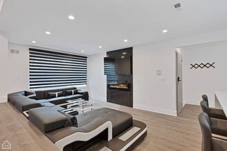 516 Ida Ct in Mount Prospect, IL - Building Photo - Building Photo