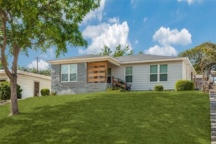 3828 Dexter Ave in Fort Worth, TX - Building Photo