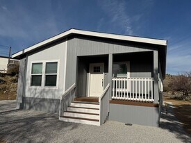 315 Gerdes Ave in Sun Valley, NV - Building Photo