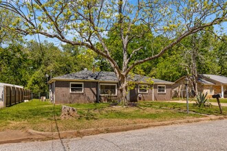 1949 Speigle St in Montgomery, AL - Building Photo - Building Photo