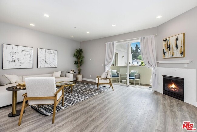 property at 11851 Laurelwood Dr